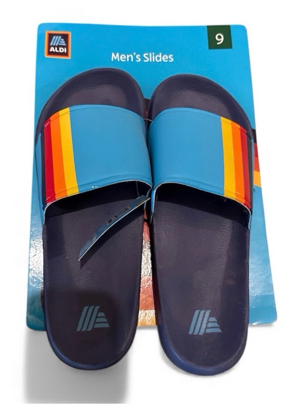 New with tags NWT ALDI Men Sandals size 9